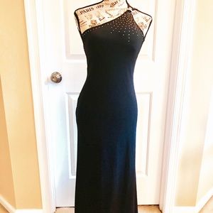 ✨Gorgeous Laura Ryner Long Black Dress